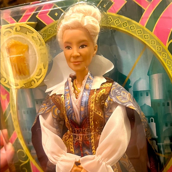 Universal Pictures’ Wicked Madame Morrible Fashion Doll with Accessories - Picture 1 of 6